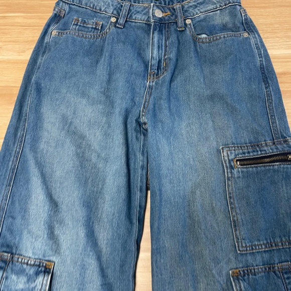 Wild Fable Wide Leg Cargo Jeans - Picture 2 of 5